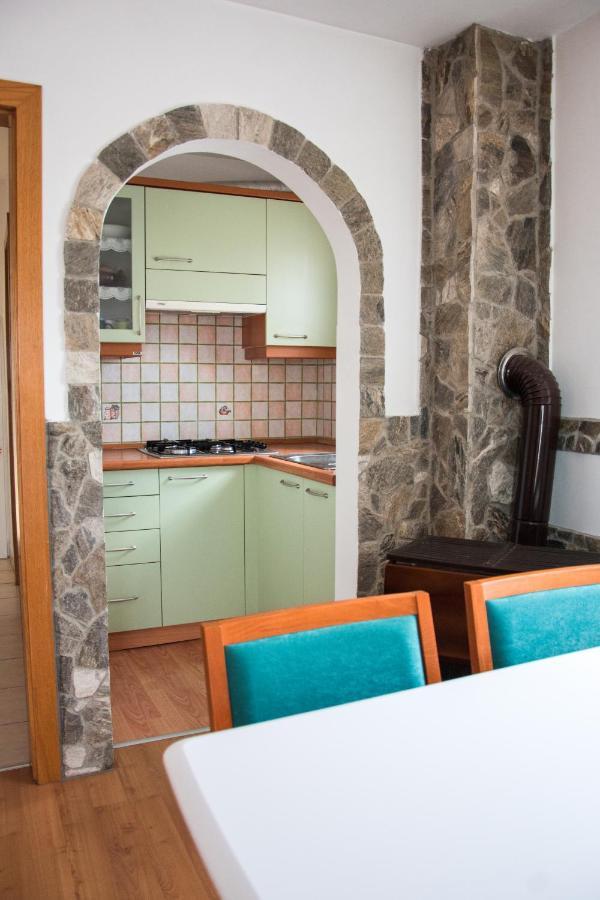 Zidanica-Vineyard Cottage Jakse Semic Exteriör bild